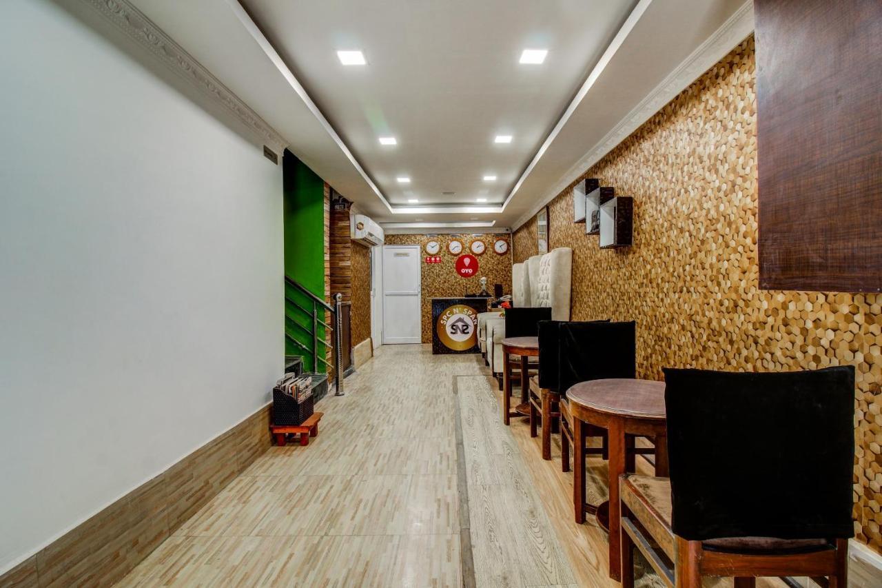 Hotel Oyo Flagship Spc & Span Jamshedpur Esterno foto