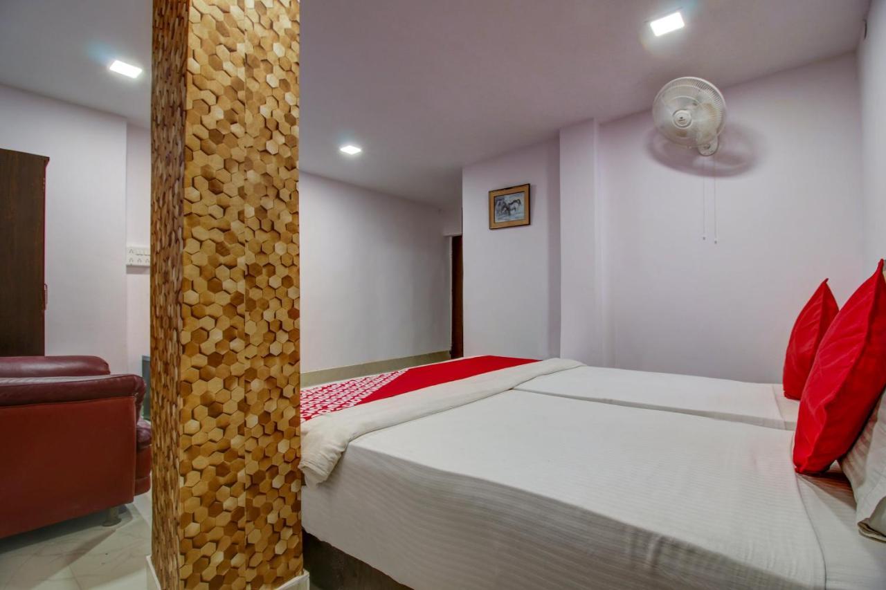 Hotel Oyo Flagship Spc & Span Jamshedpur Esterno foto