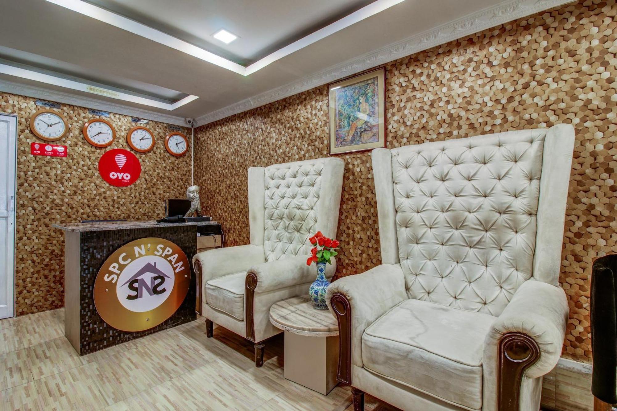 Hotel Oyo Flagship Spc & Span Jamshedpur Esterno foto